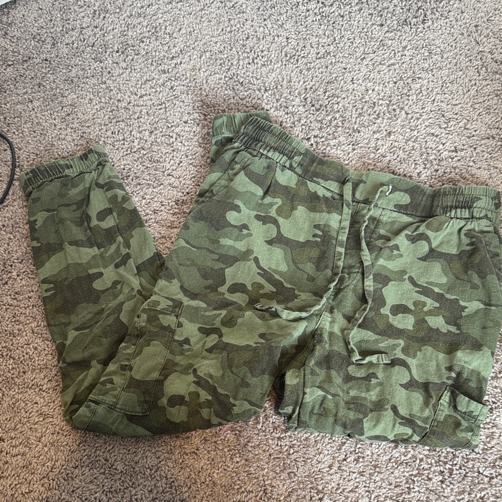 Old Navy Green Camouflage Joggers